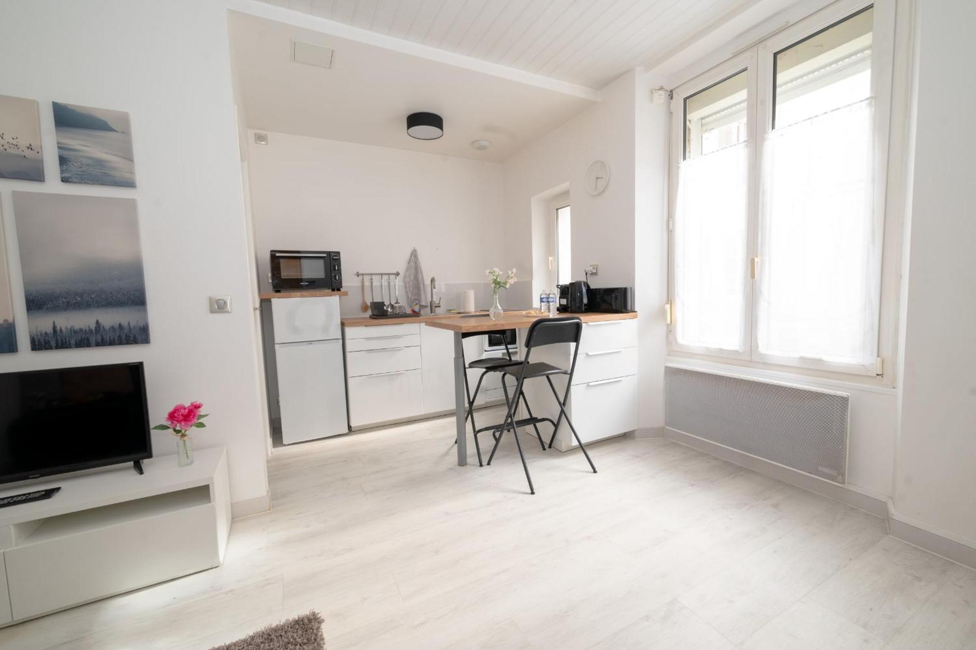 Magnifique Appart Centre Ville Gare Renove 2 Pers Chalons en Champagne Exterior photo